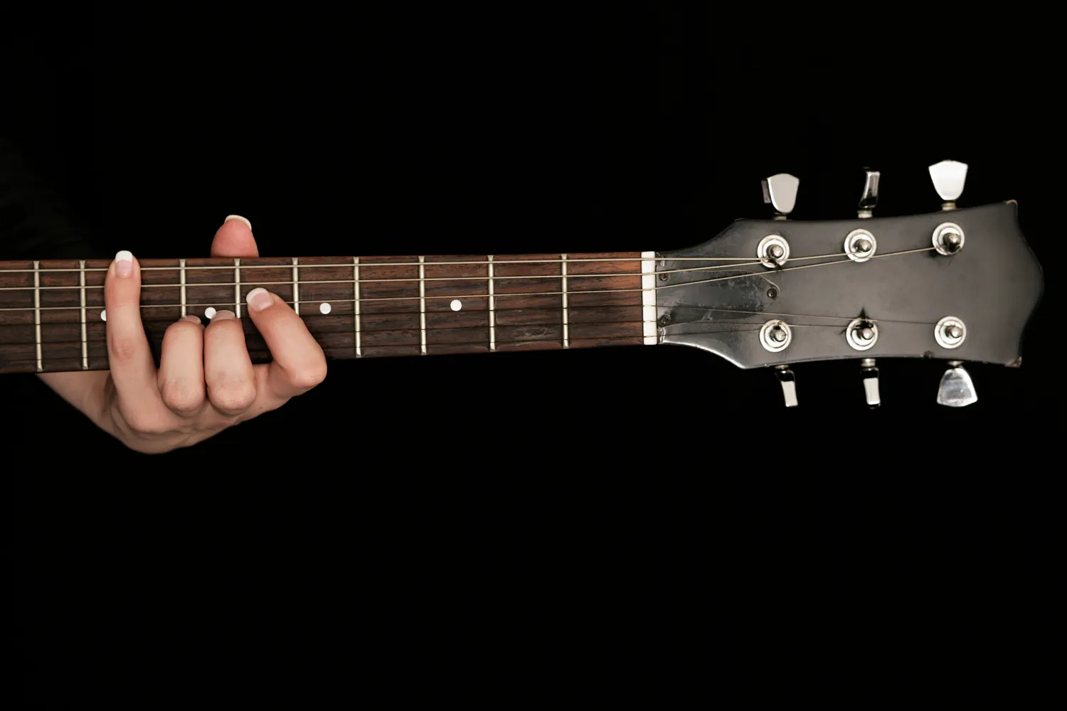 Jakie struny ma gitara akustyczna?