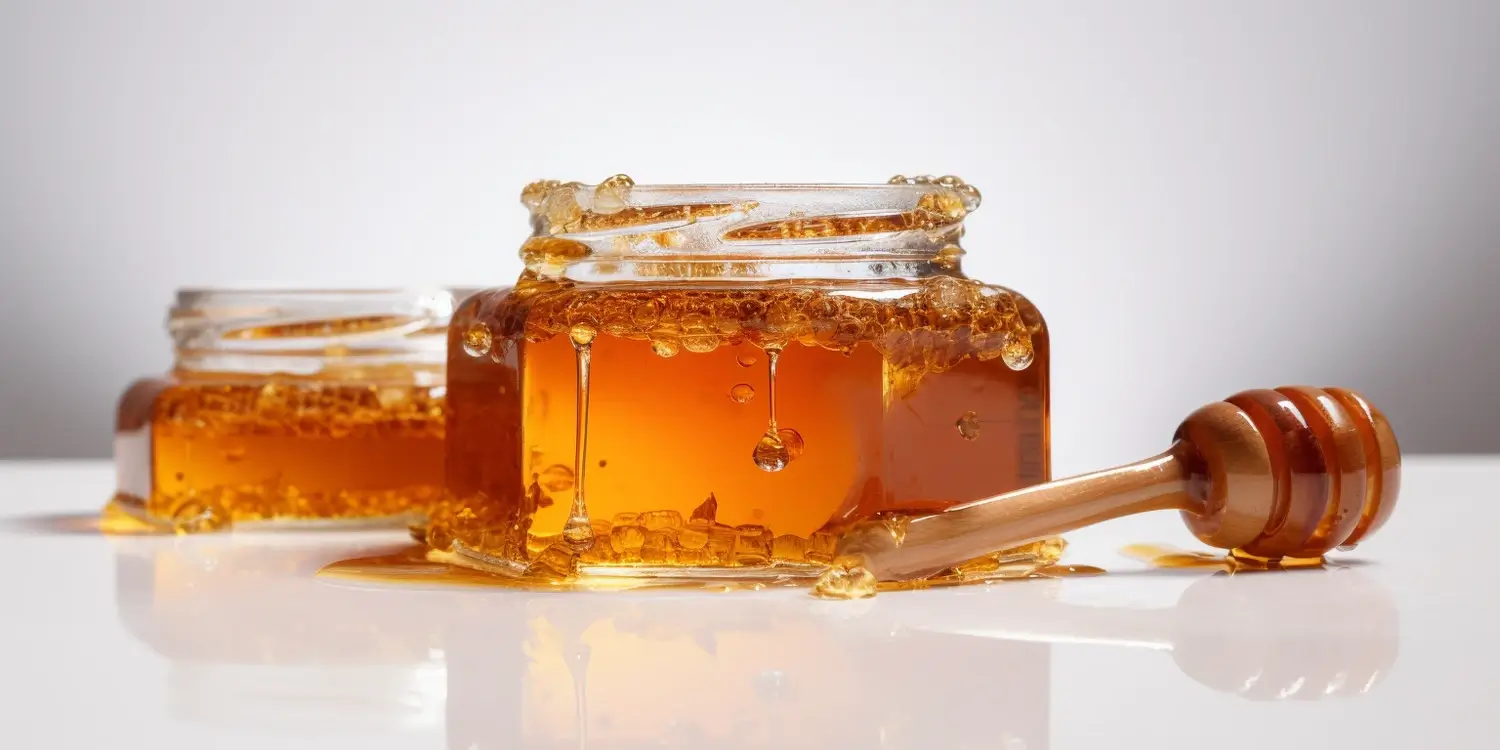 Miód lipowy na co działa?