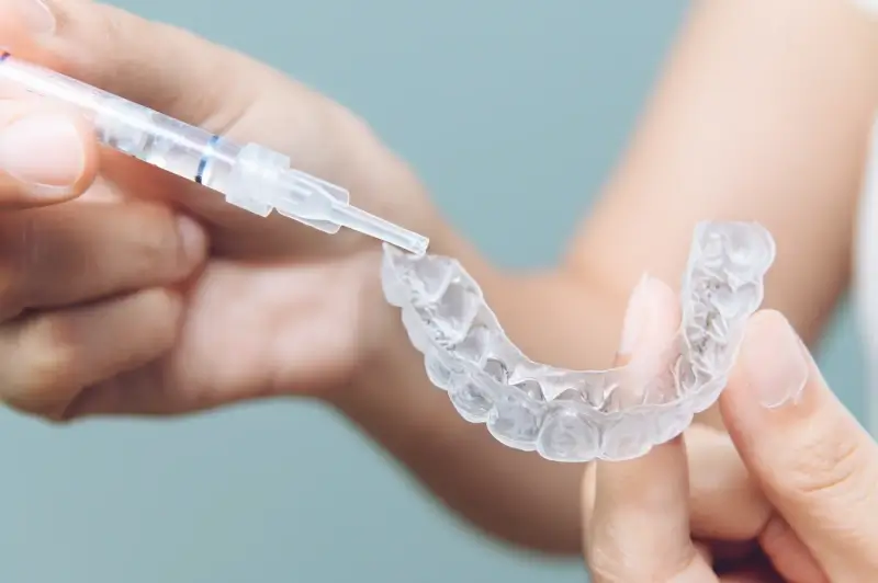 Nakładki na zęby Invisalign